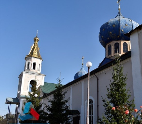 Калужане помогают восстанавливать храмы Луганщины.